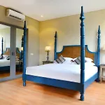 Jabu Beach Villa