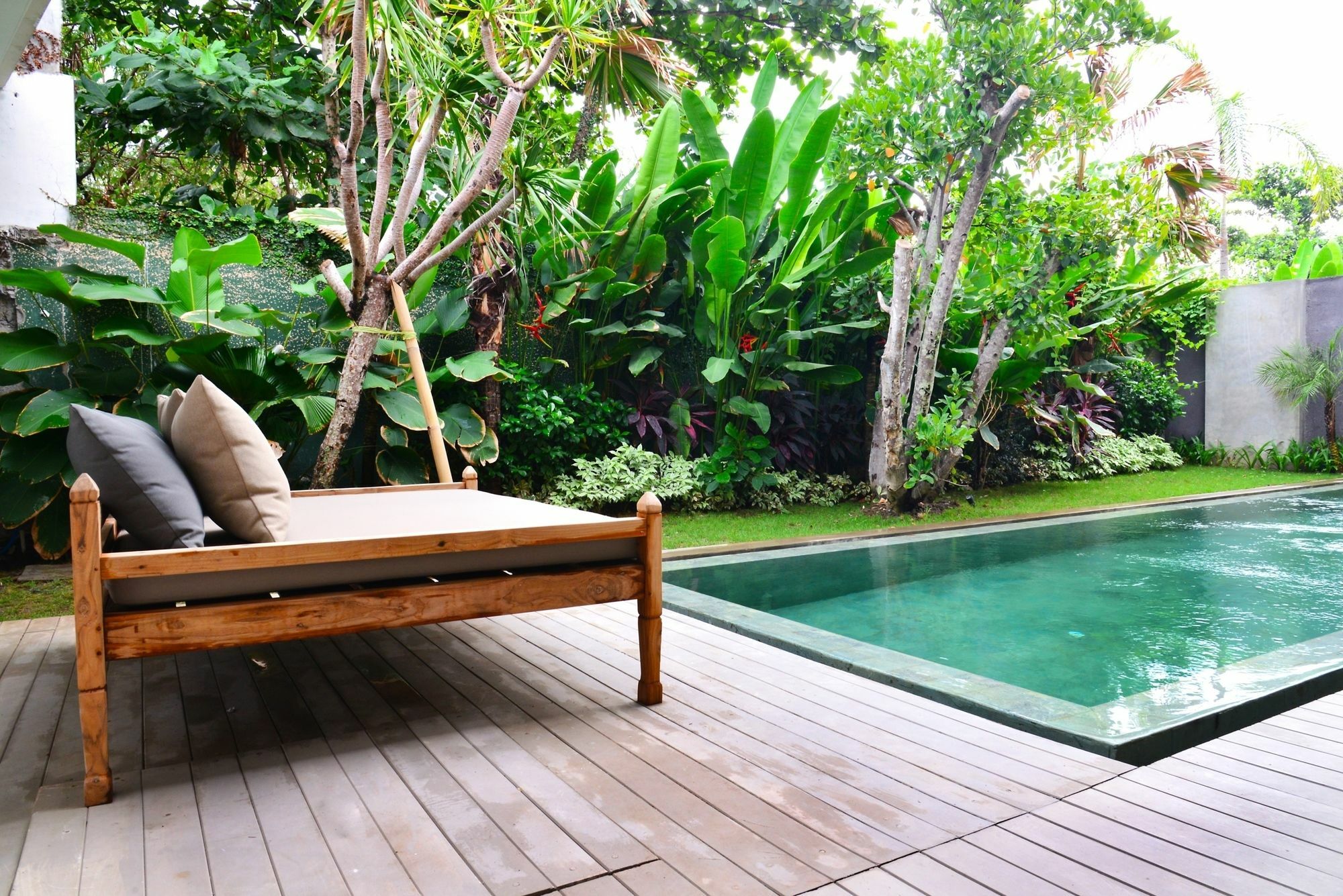 Jabu * Seminyak (Bali)