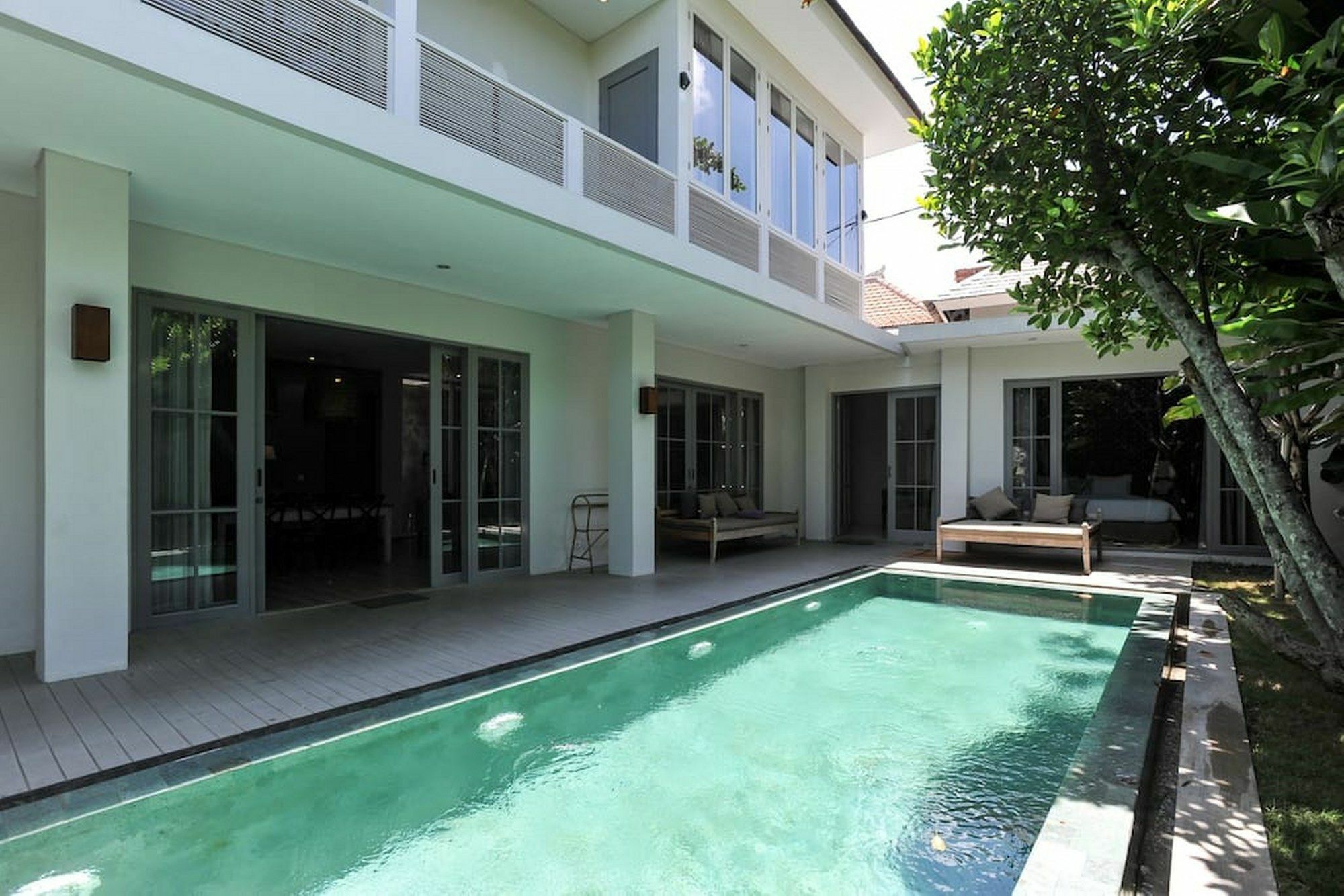 Jabu Villa *